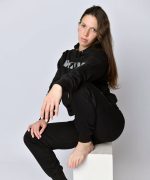 ⁦חליפת טרנינג WNVS שחורה⁩ – תמונה ⁦5⁩